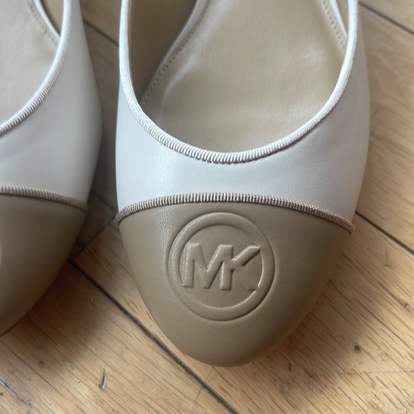MICHAEL MICHAEL KORS Dylan Ballet Flats. New . No box - Picture 3 of 6